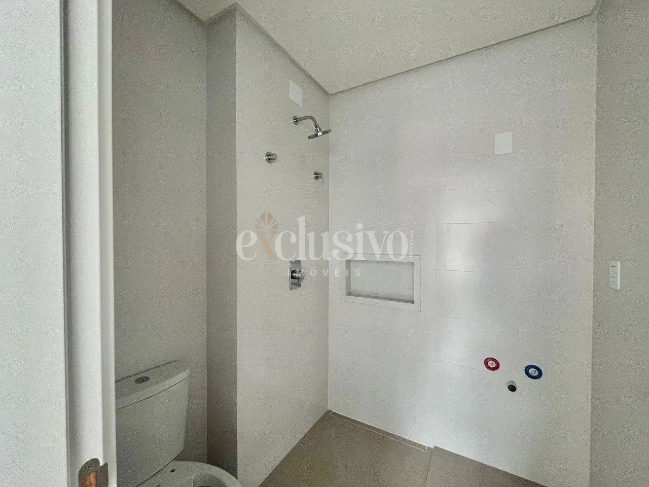 Studio em andar alto e sol da manhã no condomínio D/Nex - Foto 4