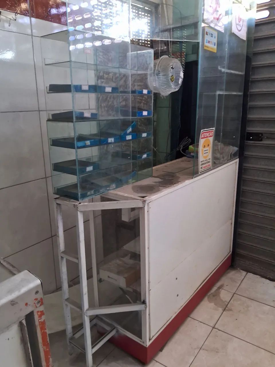 Balcão de caixa com baleiro - Foto 2