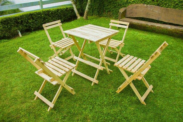 Kit de mesa dobravel e 4 cadeiras!!!!Baixou!!!