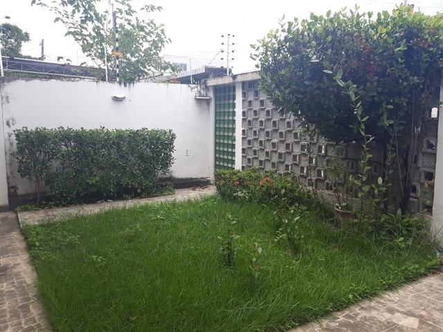 Belíssima Casa Duplex Reformada 3 Qtos/ 3 Vagas/ a 5 Minutos De Boa Viagem No Ipsep - Foto 7