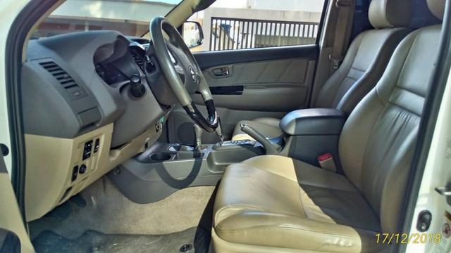Toyota Hilux Sw4 3.0 4x4 Diesel 2013 -5 Lugares - Foto 7