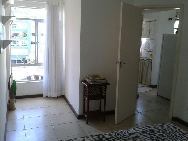 Vendo/Alugo quarto e sala, mobiliado no Itaigara Cod. 100 - Foto 10
