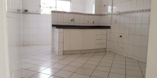 Apto grande, confortável de 3 quartos, 2 suítes, St. Sudoeste - Goiânia-GO - Foto 18