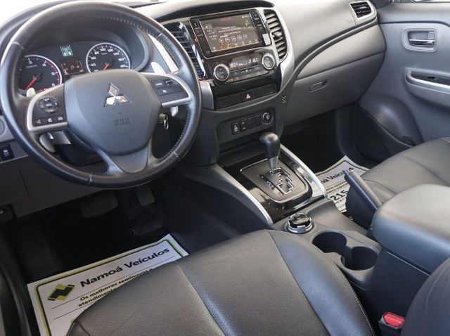 Mitsubishi L200 Triton Sport 2.4 DID-H HPE 4WD (Aut) 17/18 - Foto 11