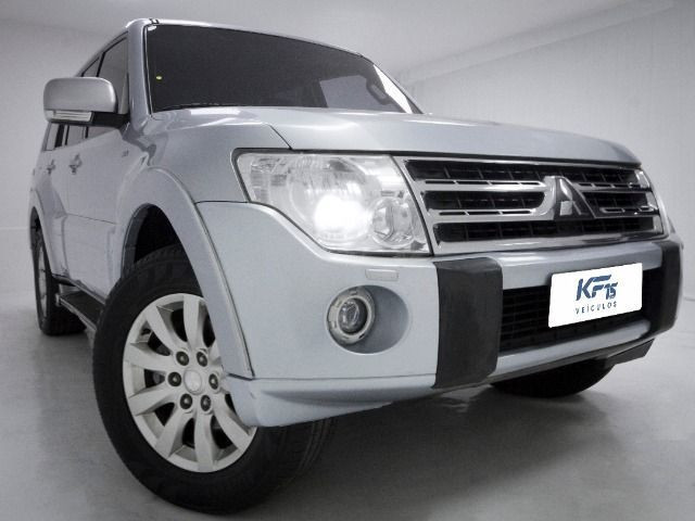 Mitsubishi Pajero Full 3.2 HPE 4X4 Diesel 7 Lugares Automático 2011 Prata