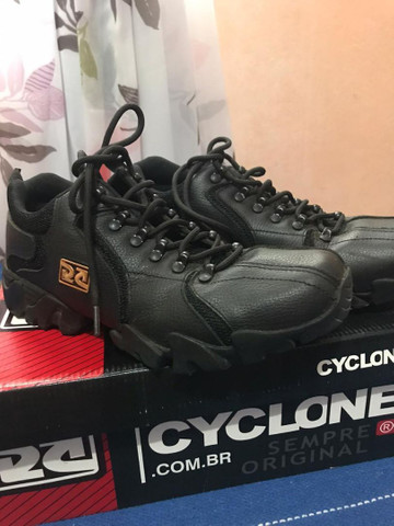 cyclone sapato