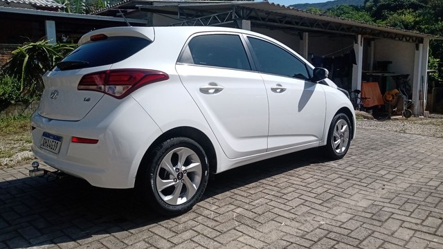 HB20 2016 1.6 CONFORT PLUS MANUAL COMPLETO