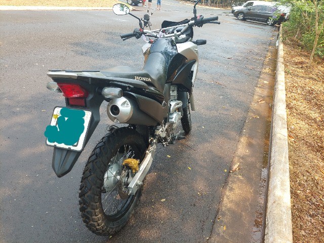 MOTO XRE 300 PRETA 2018/18