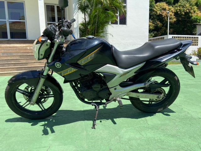 YAMAHA FAZER 250 2010/2011