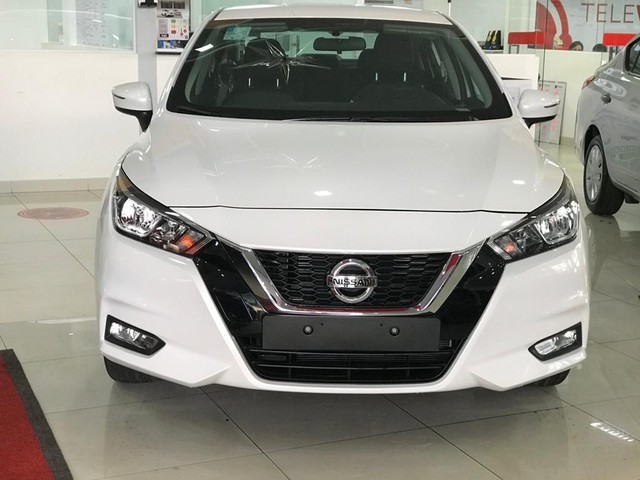 NISSAN VERSA EXCLUSIVE 1.6  FLEX   AUT 