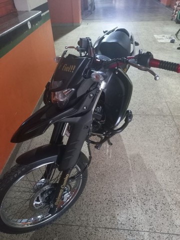 VENDO LANDER MUITO NOVA