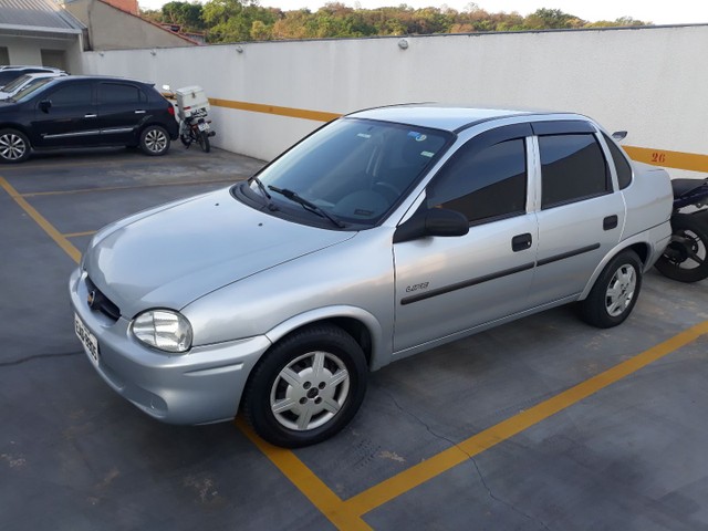 Comprar Sedan Chevrolet Corsa Sedan 1.0 4P Classic Life Prata 2010 em  Sorocaba-SP