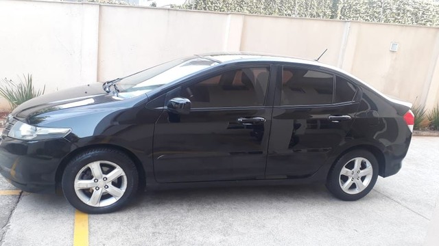 HONDA CITY LX FLEX 2010