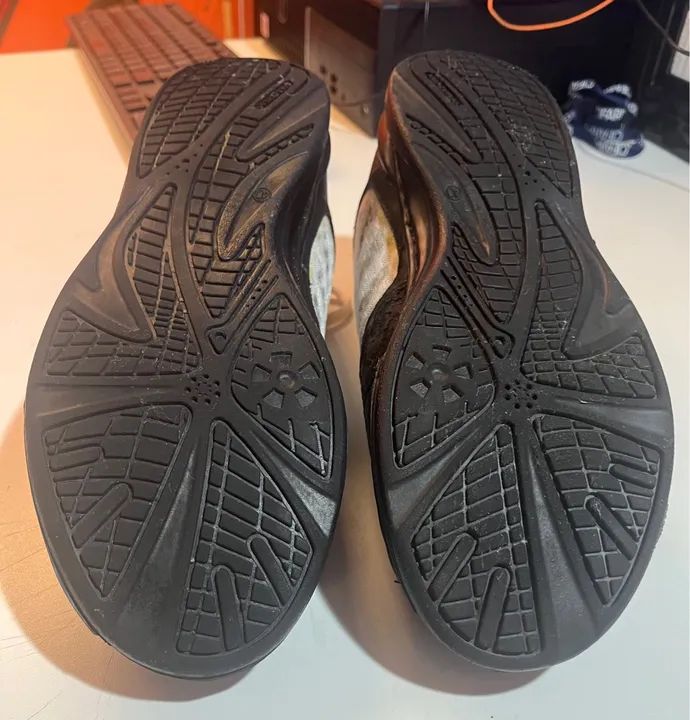 Tênis/Chuteira Futsal Adidas (n. 39) - Foto 5