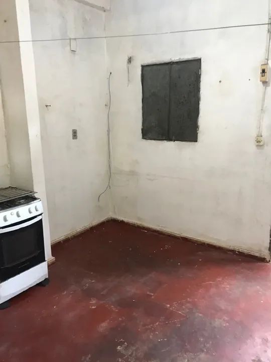 Aluga-se Quarto com banheiro para solteiro  - Foto 3