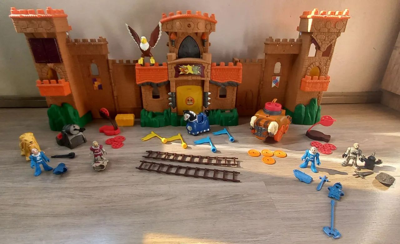 Castelo Imaginext Reino da Águia Medieval 