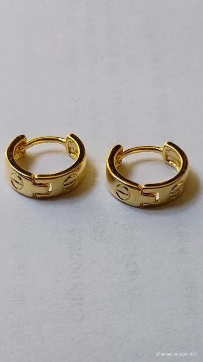 Par de Brinco Liso e Folheado a ouro 18k