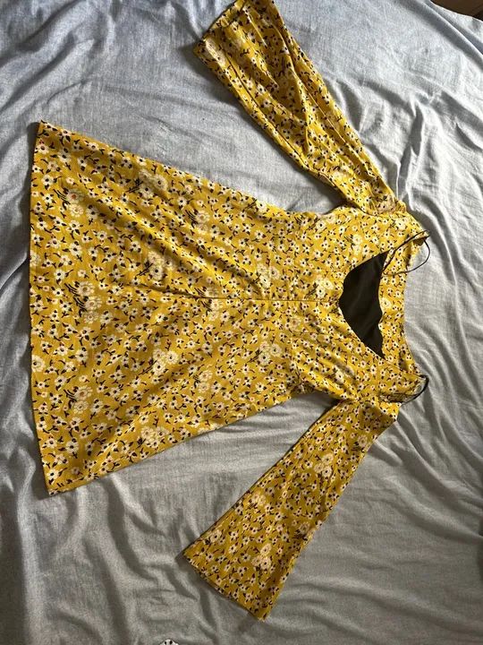 vestido Curtinho Zara TAM M amarelo  - Foto 5