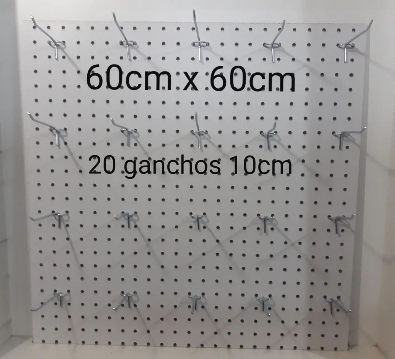 Painel Eucatex perfurado 60 x 60cm -4.5mm com ganchos  - Foto 2
