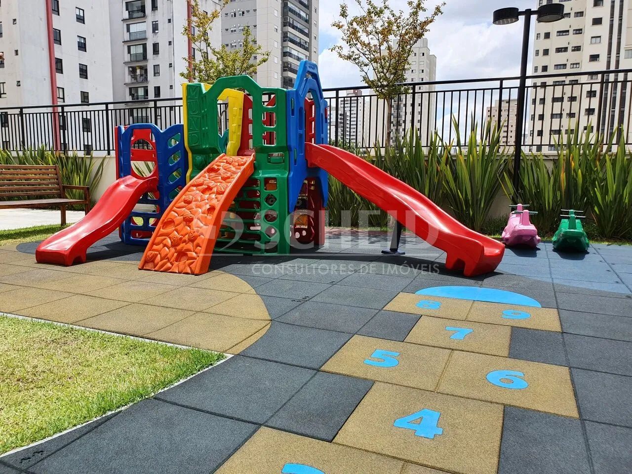 Apartamento a venda na rua Itapiru dois quartos uma suite com vaga e deposito - Foto 12