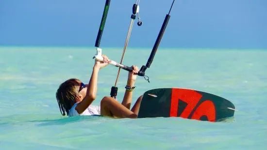 Aulas de kitesurf e venda de Equipamentos Floripa - Foto 4