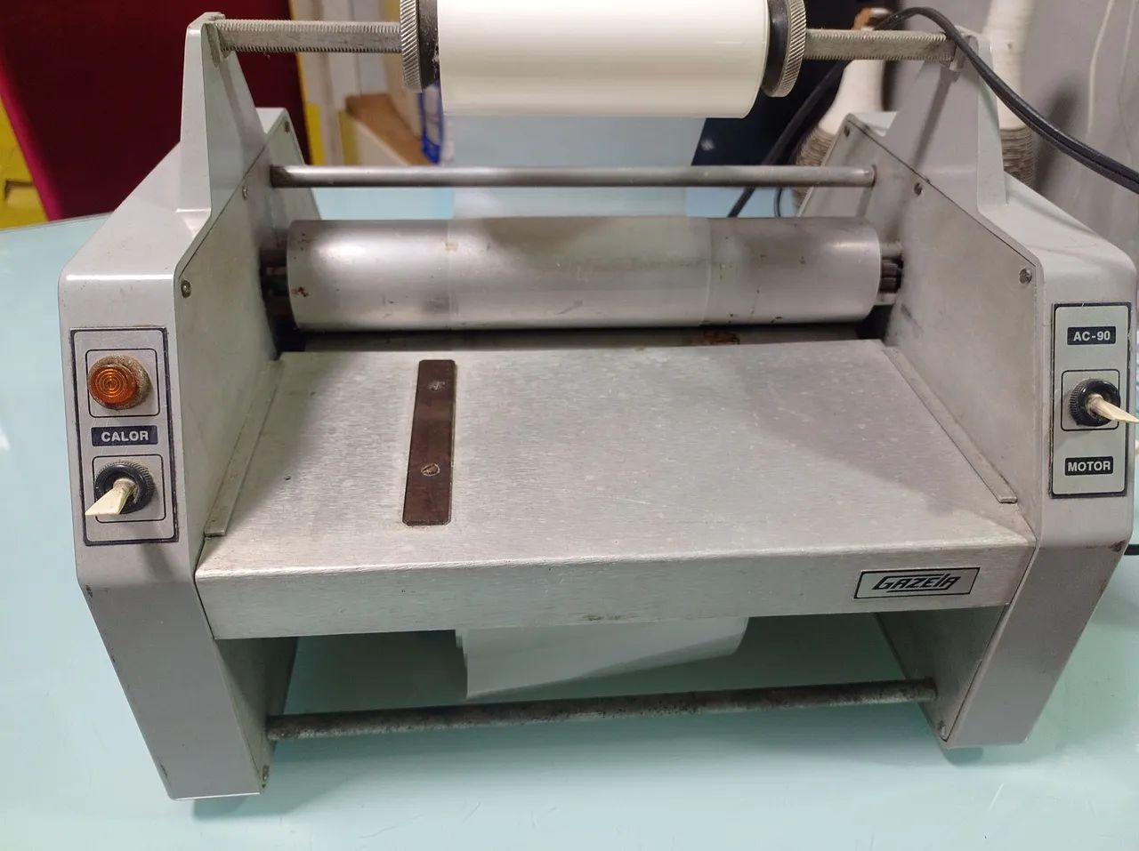 Laminadora profissional Gazeta AC-90 - Foto 2