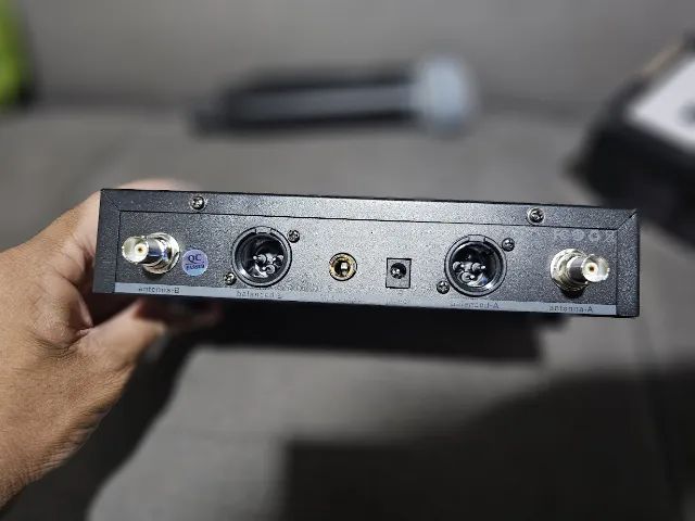 Microfone sem fio Shure Duplo  SLXD4 - Novo - Foto 4