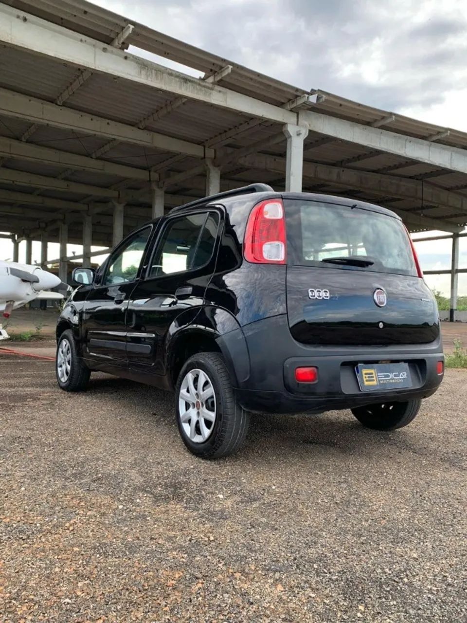Fiat Uno Vivace  1.0 2012 - Ótimo Estado, Muito Econômico! - Foto 4
