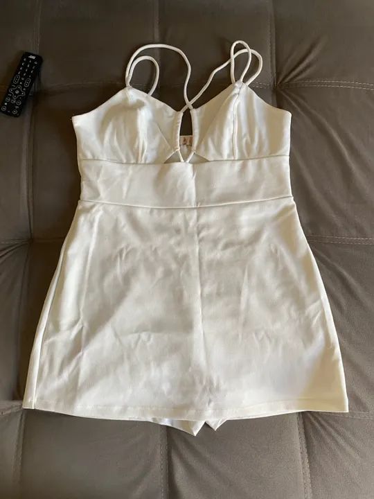 Vestido branco short saia - Foto 4