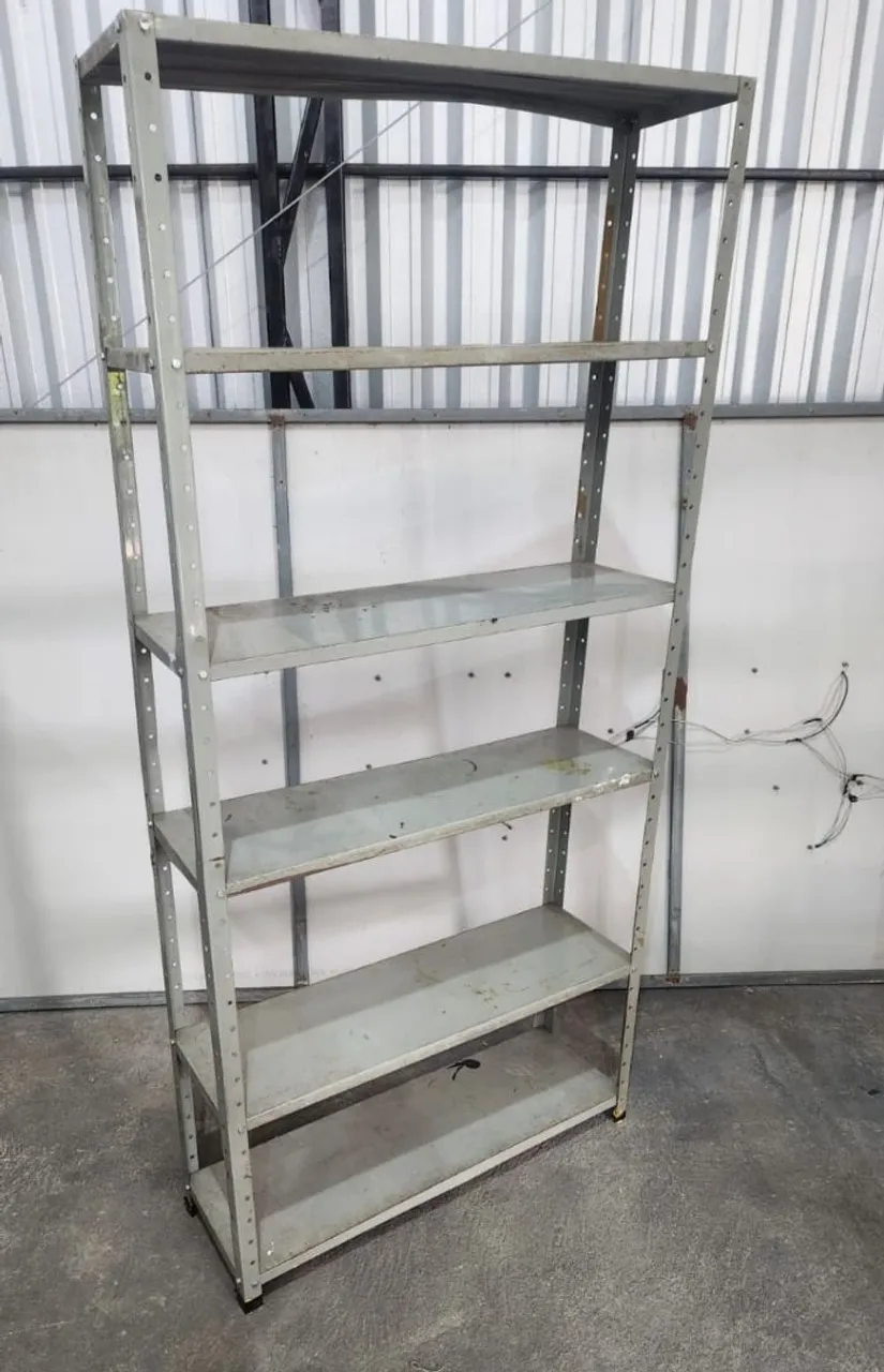 Estante de Metal Industrial - 5 Prateleiras