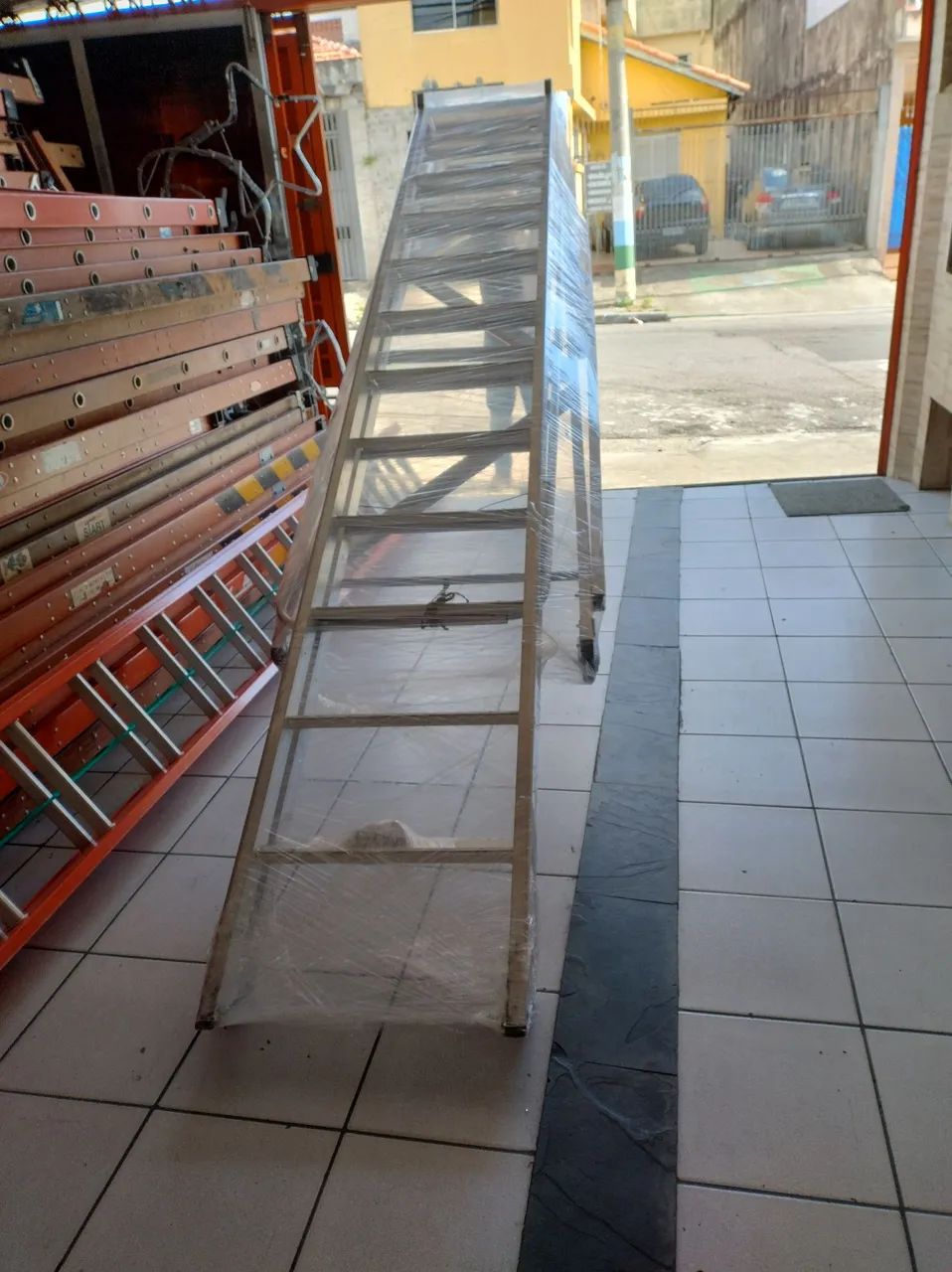 Escadas Tesoura Acesso Duplo Novas Vários Tamanhos  - Foto 6