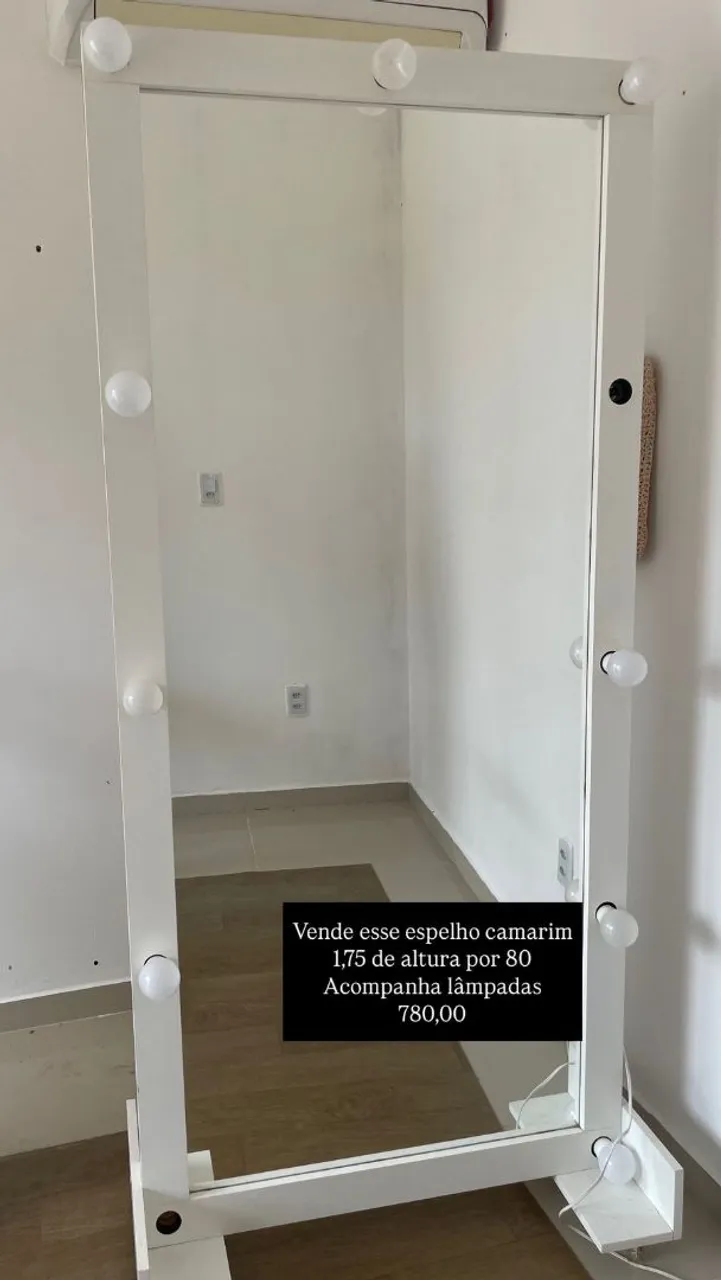 Espelho camarim com lâmpadas - 1,75m