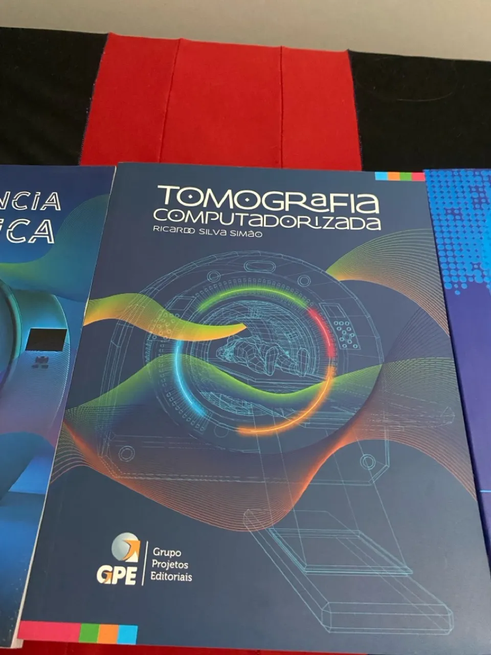 Kit de livros para quem estar começando curso de radiologia! Novo na caixa.