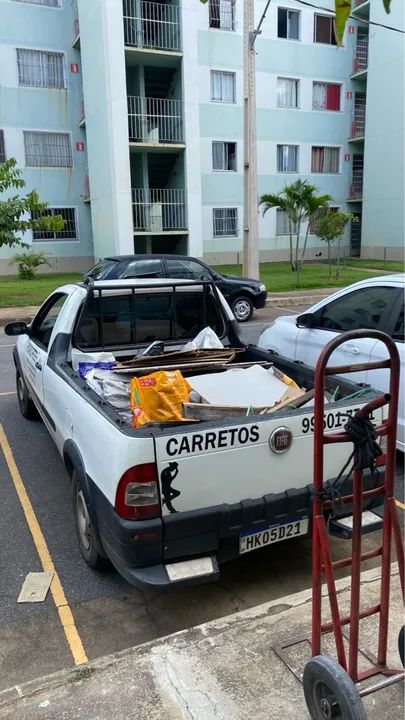 Carretos Fretes, mudanças pequenas  em geral - Foto 2