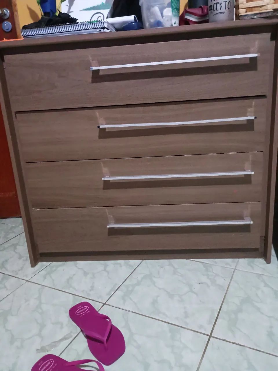 Cômoda de 4 gavetas64596226006145122