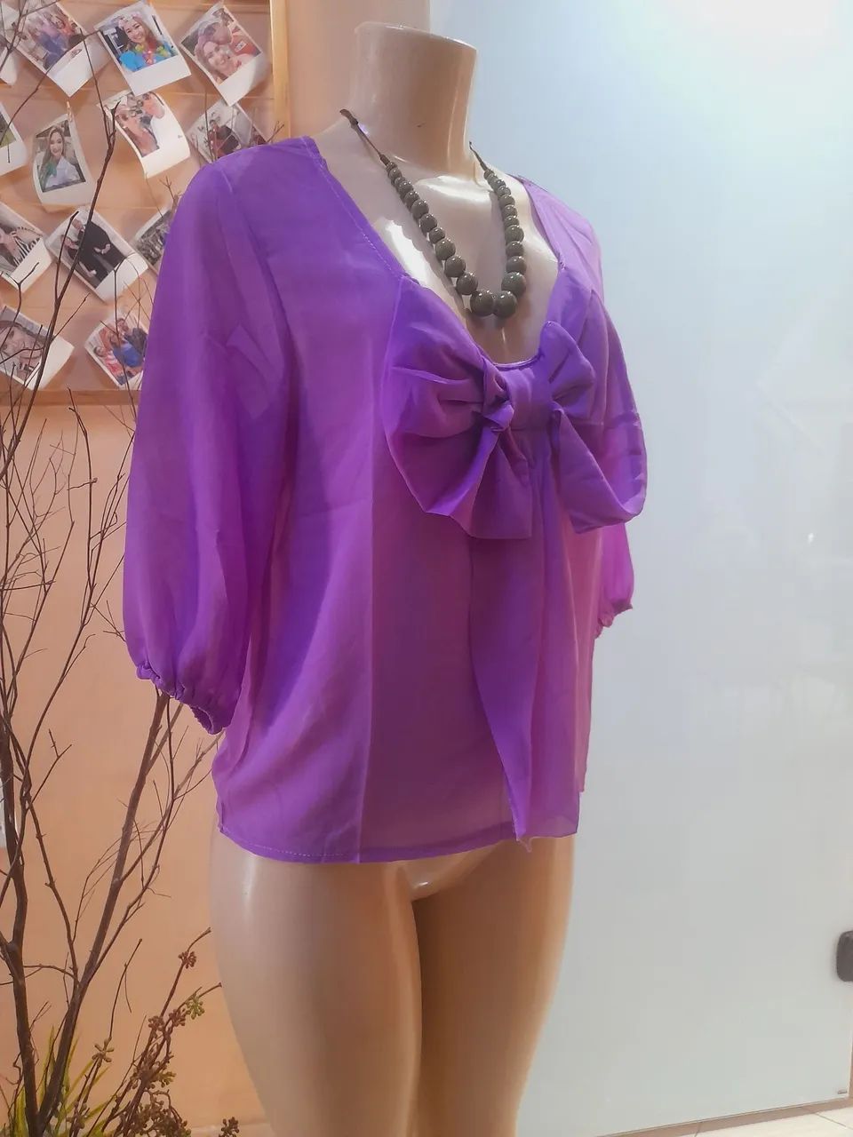 Blusa de Chiffon Roxa com Laço - Foto 2