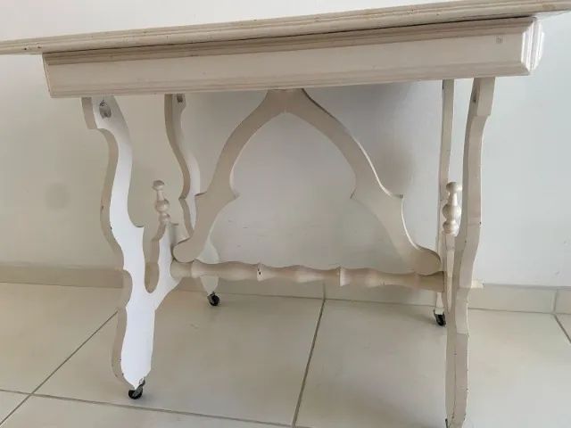 Antiga escrivaninha estilo Colonial - Foto 2