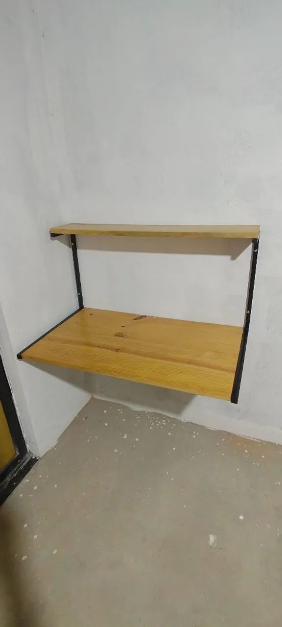 Mesa de Parede em Madeira e aço  - Foto 2