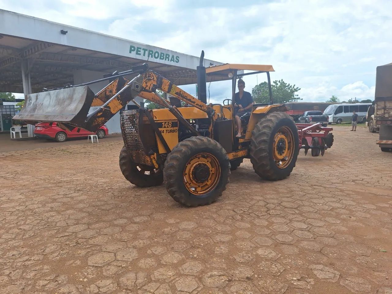 Valmet 148 com grade e lâmina  - Foto 2