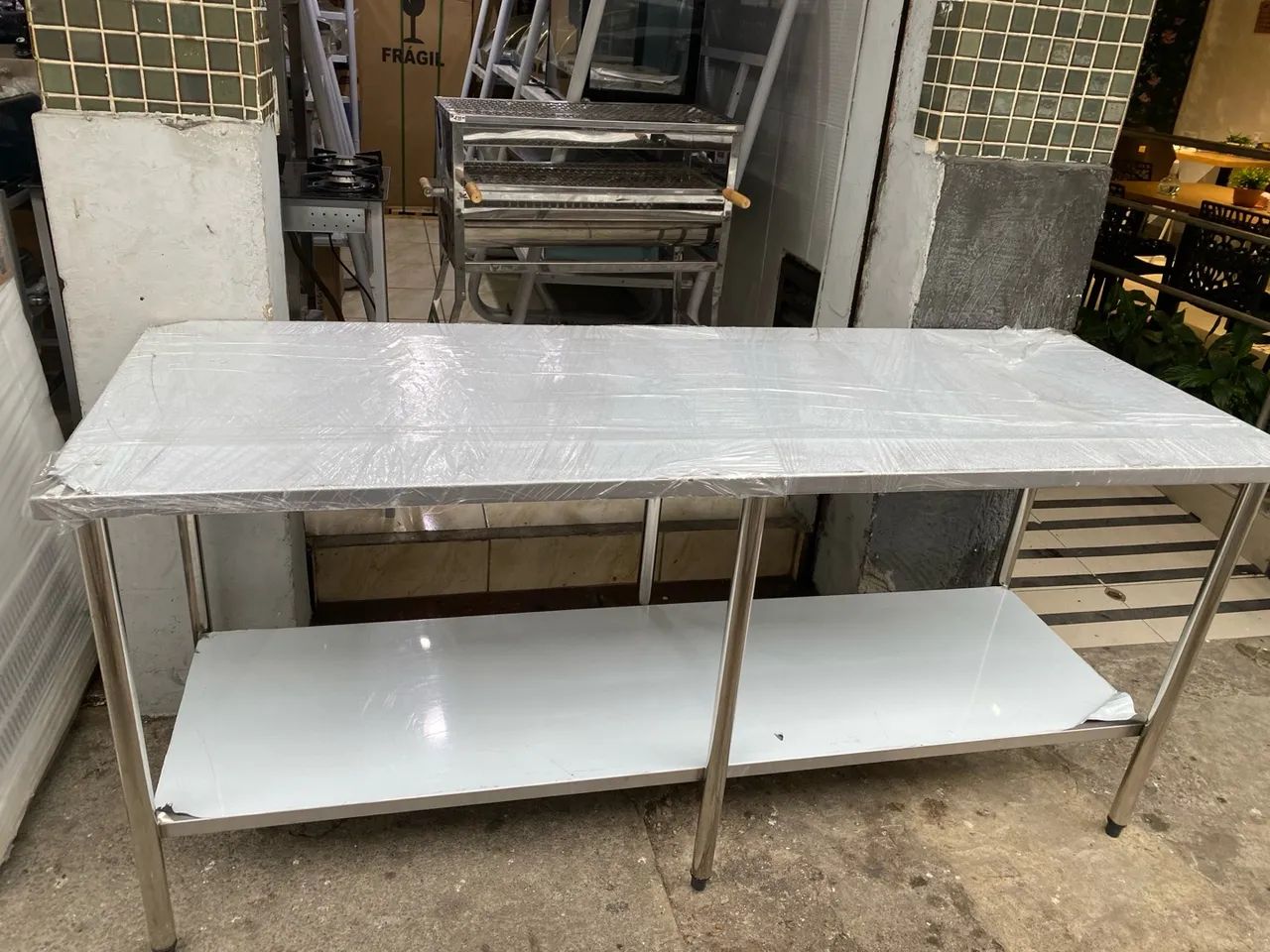 MESA DE AÇO INOX 1.90 x 70 COM PRATELEIRA REFORÇADA - Foto 3