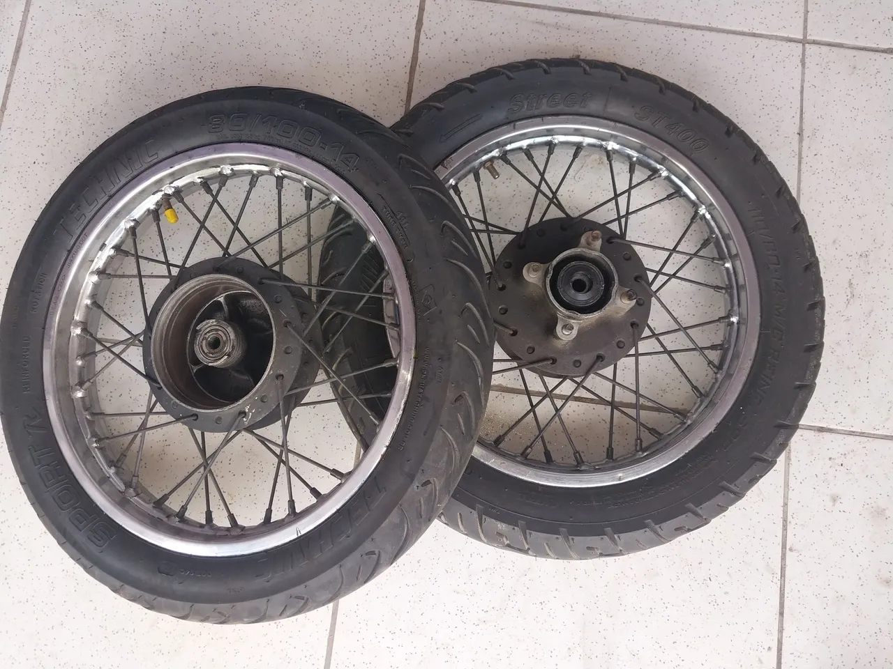 Rodas de Moto aro 14 pop(Estilo montard)