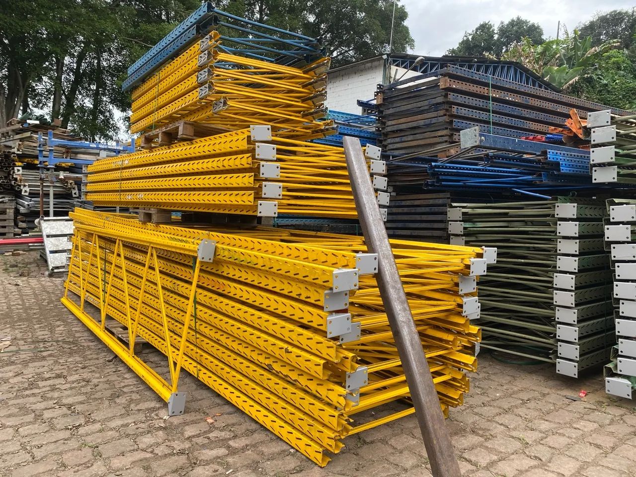 ESTRUTURA PORTA PALLETS  - Foto 2