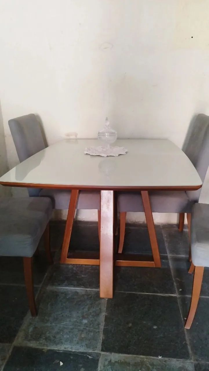 Mesa de MADEIRA 64341728606209120