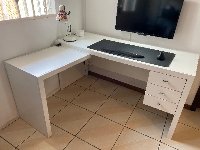 Escrivaninha - Mesa - Nail - Home Office em L - Montagem reversível 3 gavetas Branco -