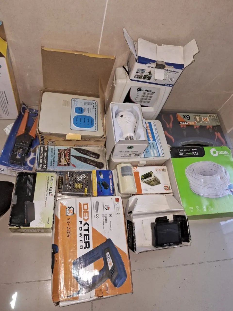 Lote eletrônico + DVRs 4 e 8 canais + (Nobreak NOVO) ? R$350,00Aceito Proposta - Foto 2