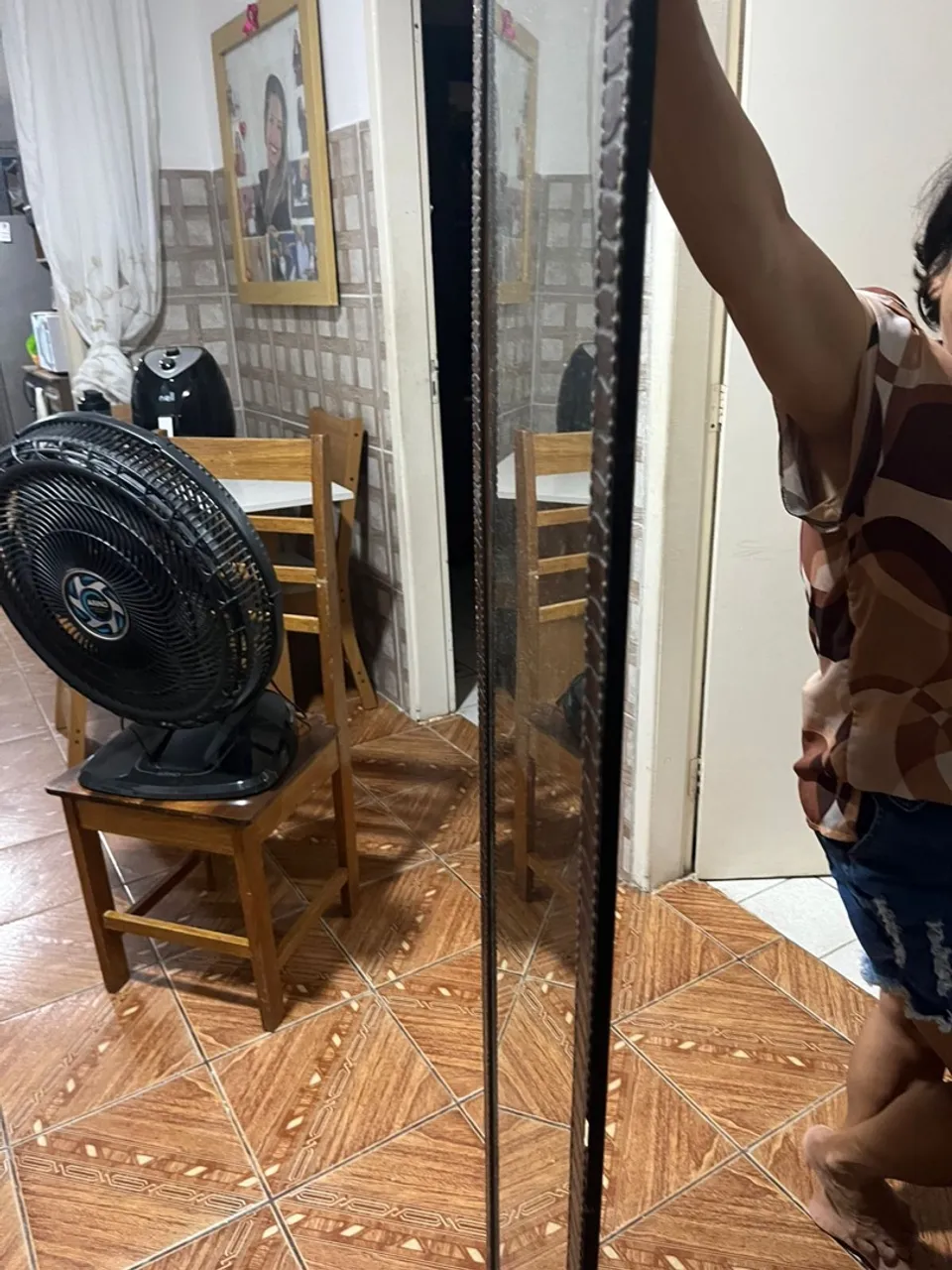 Espelho moderno - Elegância para seu Espaço!