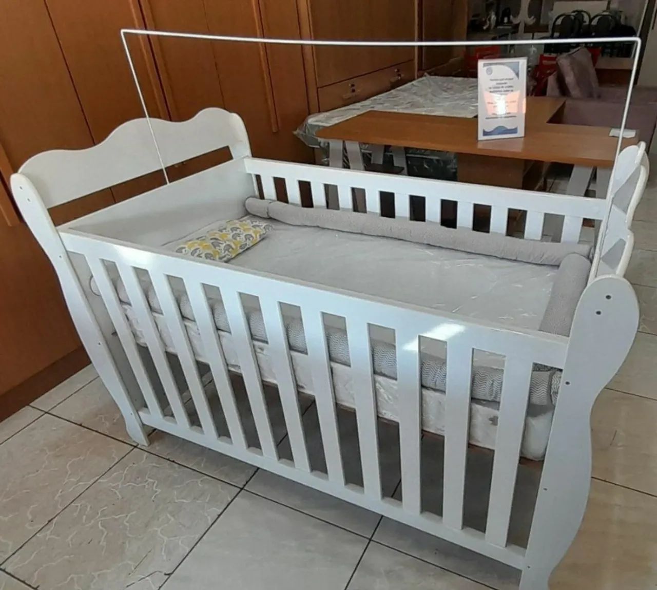 Berço Infantil Moderno Madeira e Branco - Foto 3