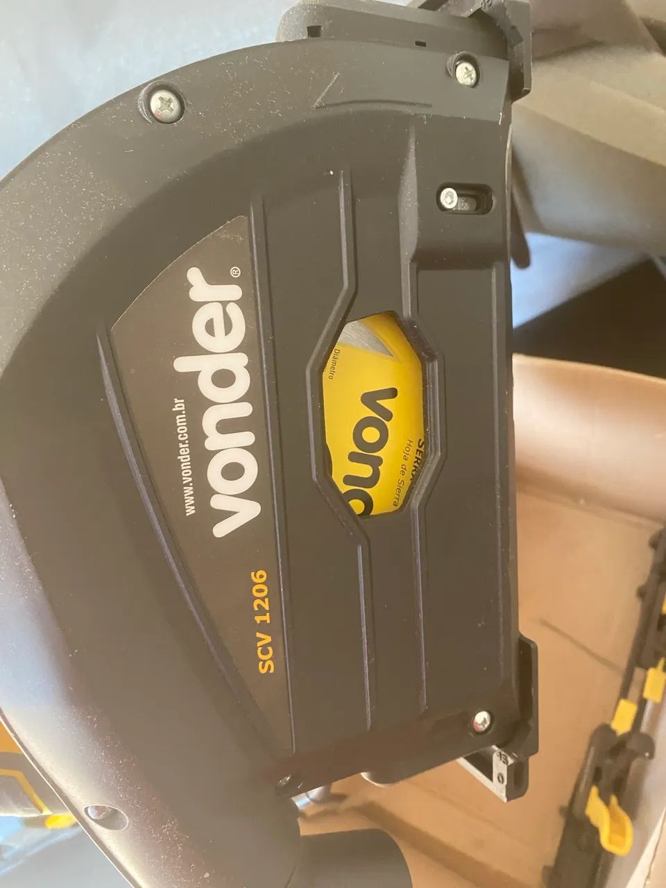 Serra de trilho 64750748748290122