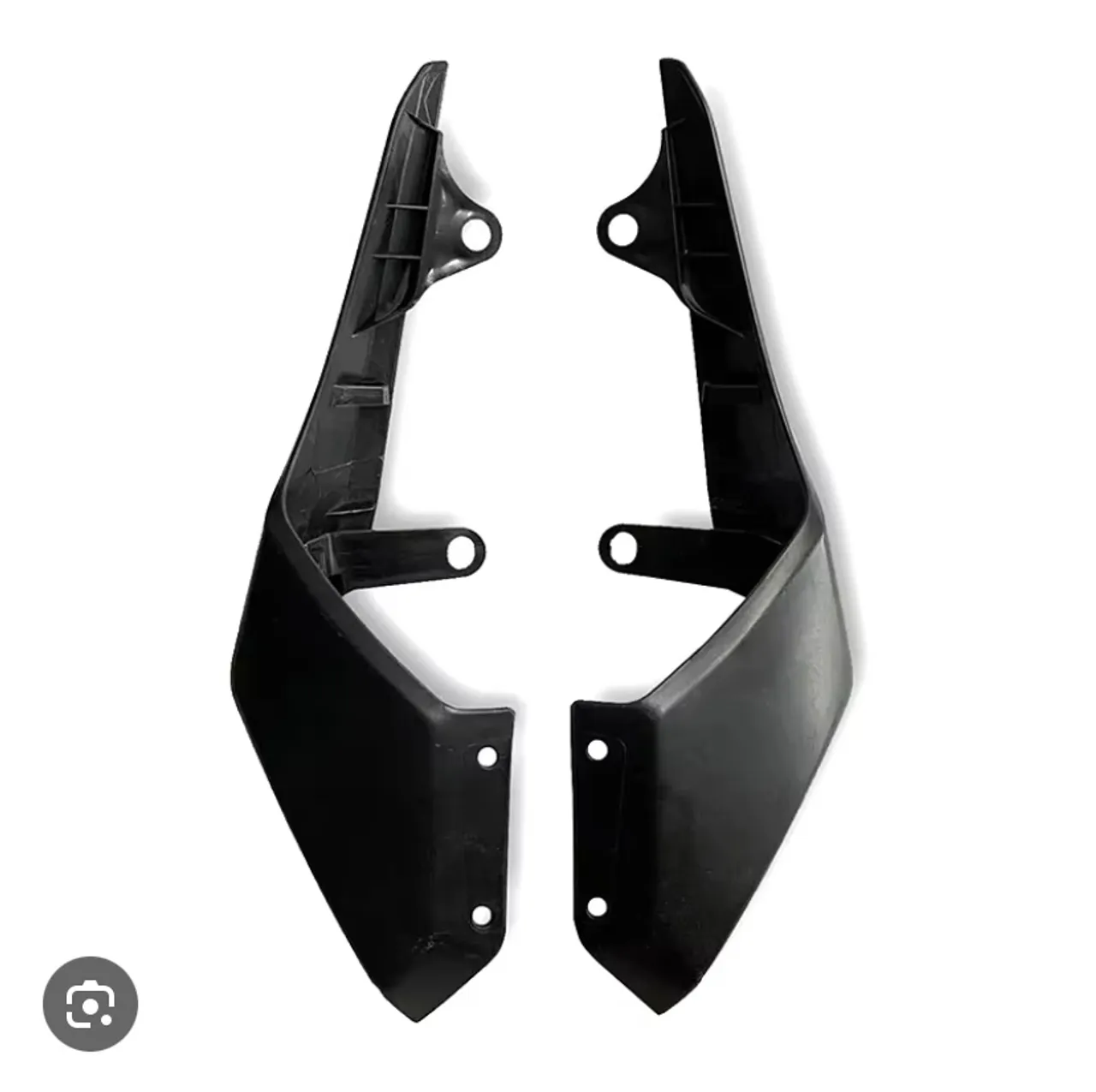 TAMPA TRASEIRA ORIGINAL MT07