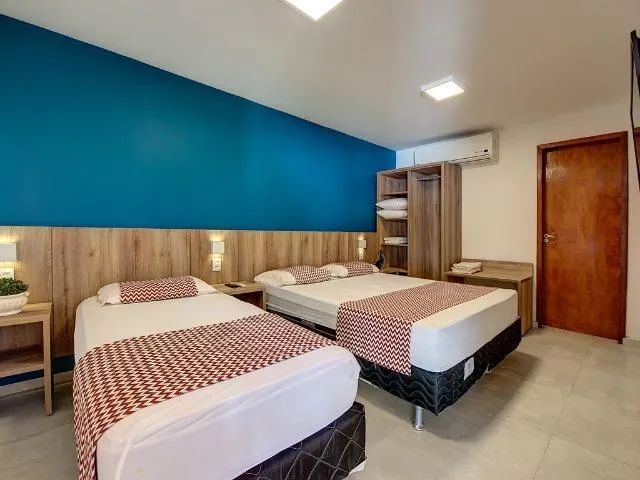 ALUGO POR TEMPORADA - Casa Luxo Beach Park - 7 Suítes AR/TV - 27 Pessoas - 50m da Praia - Foto 6